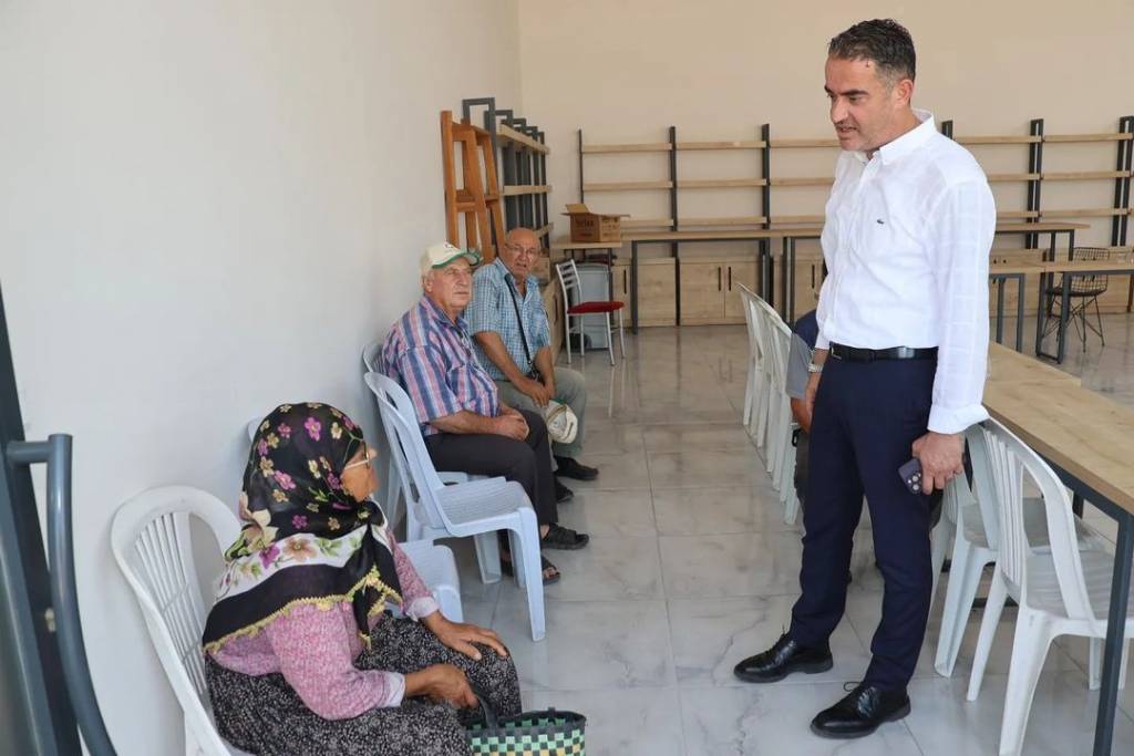 Koçarlı Belediye Başkanı Özgür Arıcı, Halk Buluşmasında Vatandaşlarla Bir Araya Geldi